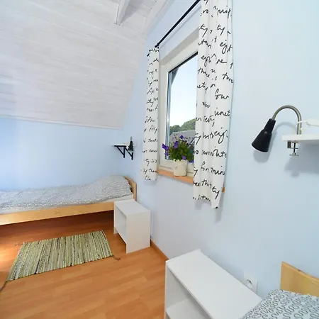 Modern Homes, Rewal-ferienhaus *